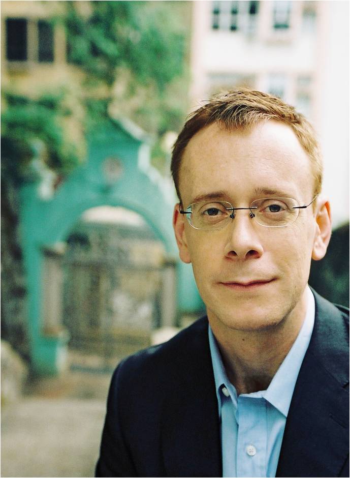 Author Image for Ben Simpfendorfer